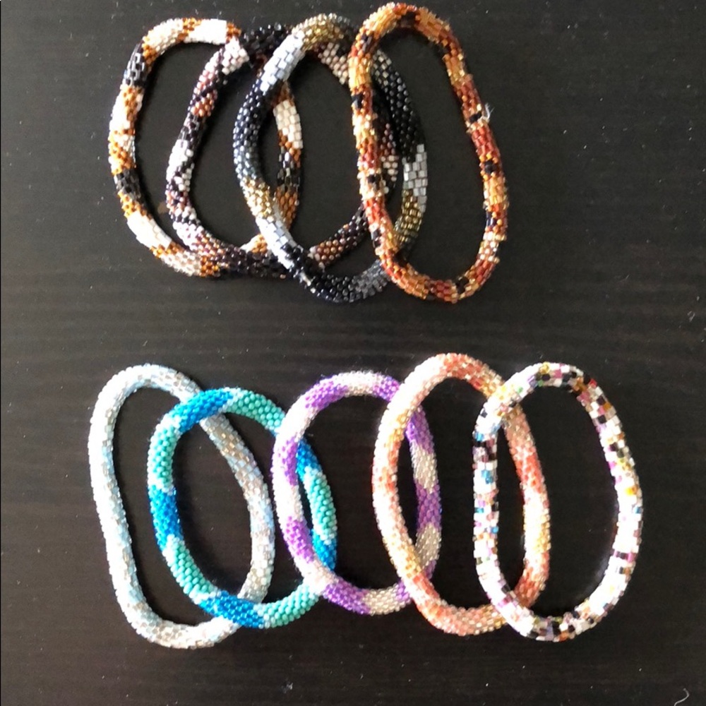 9 beautiful sequins bracelets.